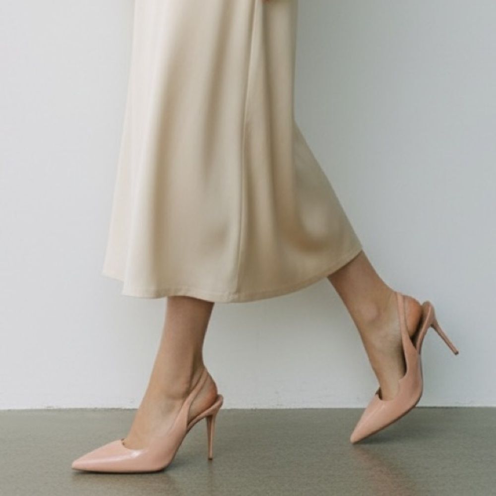 A.Bocca Nude Pink Sling Pump Heels  Pointed Toe Made in Italy in Size 37.5